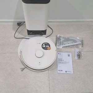 LG 로봇청소기 R5 특S급 판매해요 이미지