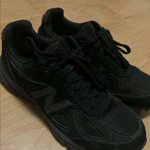 뉴발란스 990v4 트리플블랙 260 이미지