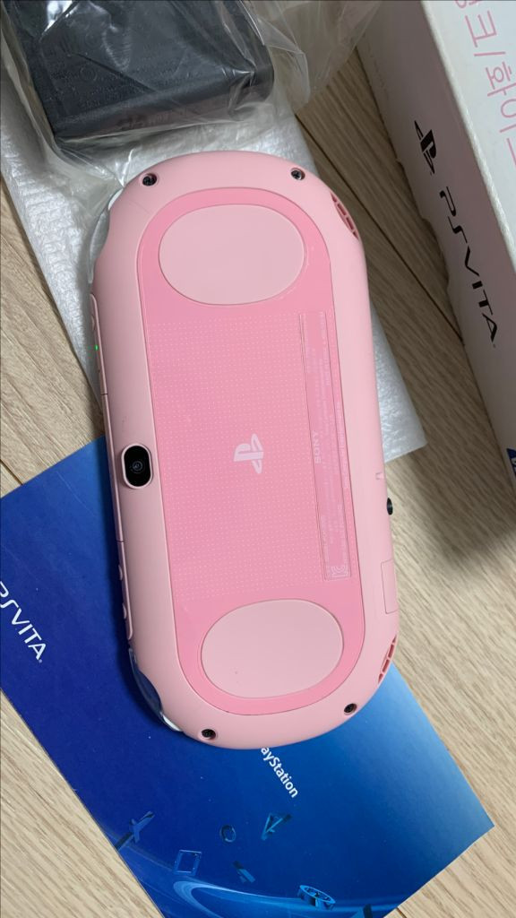 [초레어 핑크 비타] 소니 PS Vita 2세대 핑크 비타 2세대 비타 이미지