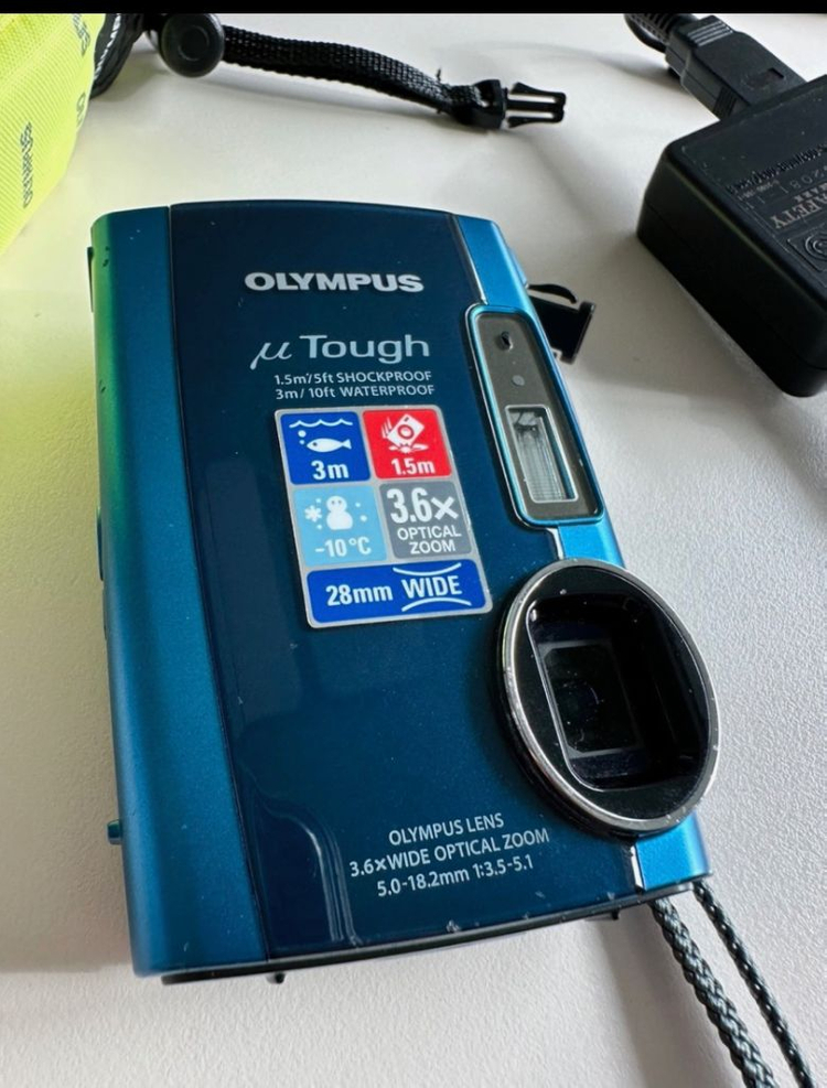 올림푸스 뮤 터프 3000 카메라 디카 팝니다 이미지