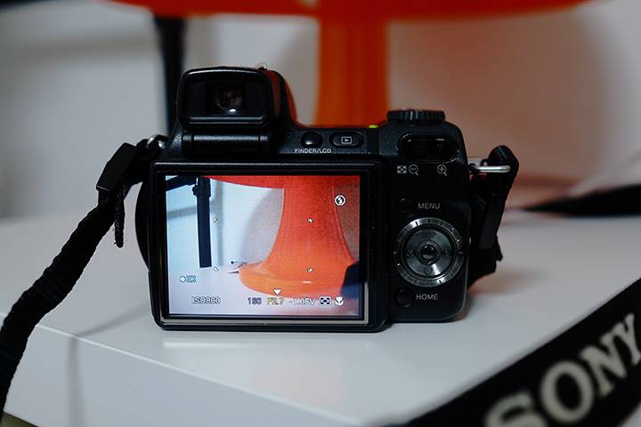 소니 하이엔드디카 사이버샷 DSC-H9 팝니다(신품호환베터리, 메모리스틱DUO 포함) 이미지