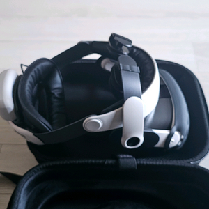 메타퀘스트3 512g 및 악세사리들 이미지