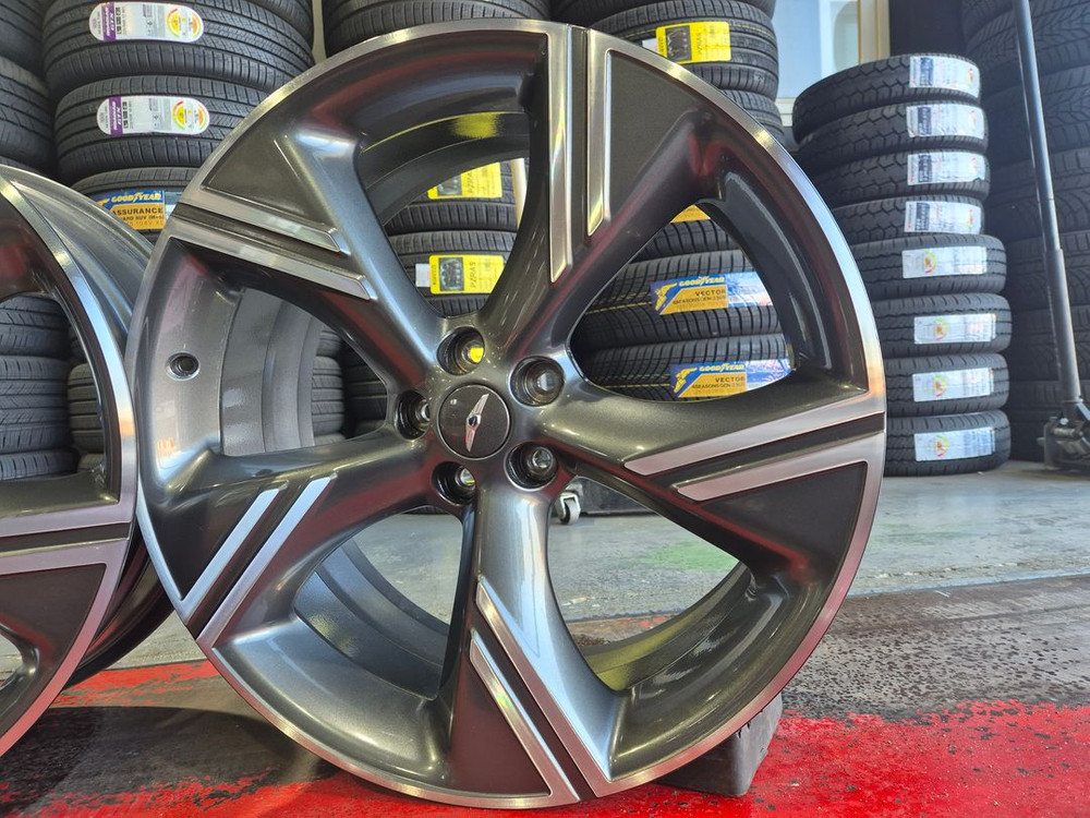 제네시스 GV80 22인치 페이스리프트 중고 휠타이어 세트 판매 이미지