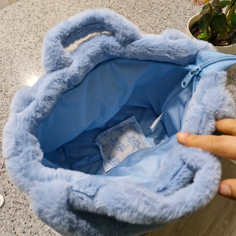 짱구 털 토끼 토트백 가방 이미지