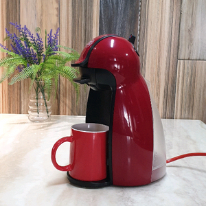 네스카페 돌체구스토 피콜로 커피머신 레드 이미지