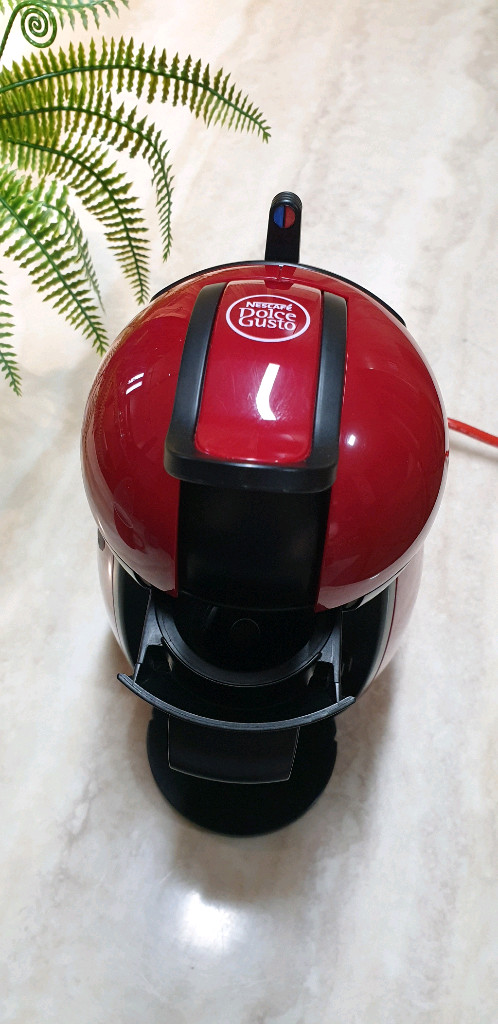 네스카페 돌체구스토 피콜로 커피머신 레드 이미지