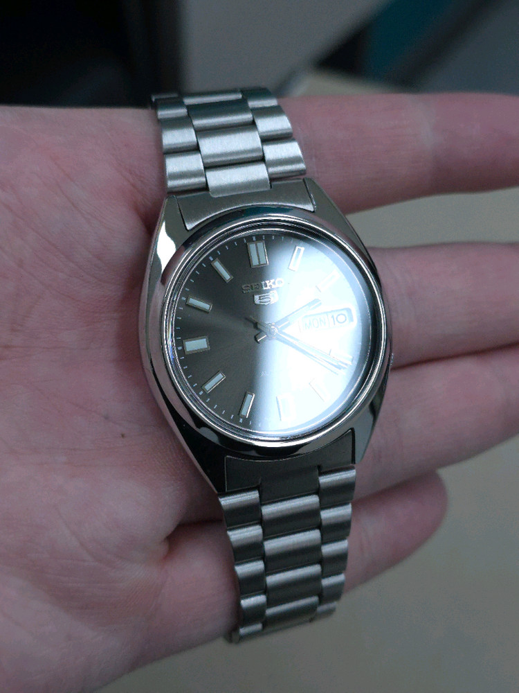 남성용 오토매틱 시계 이미지