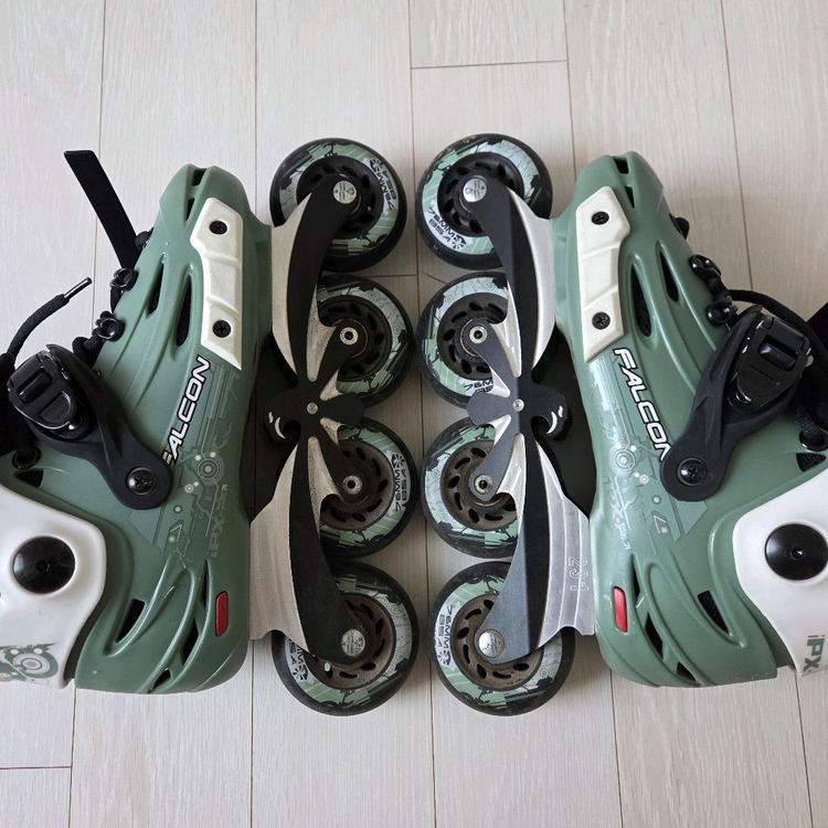 플라잉이글 팔콘 인라인스케이트 EU37+보호대+가방 이미지