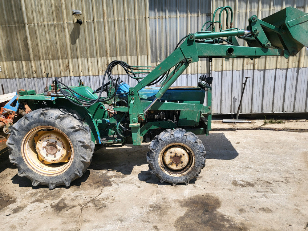 동양25마력 트랙터 이미지