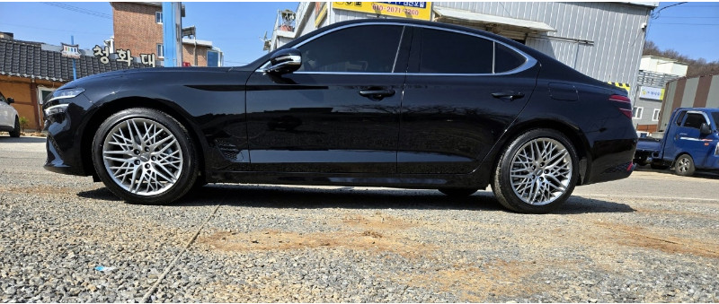 제네시스 g70 2.0 페리 22년식 판매합니다. 이미지