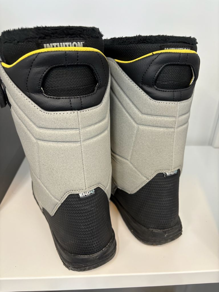 스노우보드 니데커 블레이드 플러스 데크, k2 메이시스 부츠, 바탈레온 페이즈 바인딩 이미지