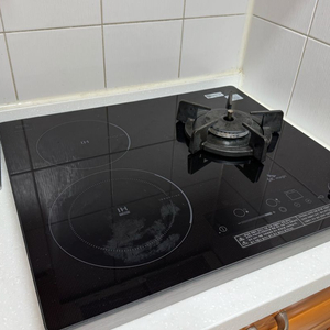 SK매직 인덕션+가스 하이브리드 쿡탑 ERG5013DNBL (LPG) 판매합니다 이미지