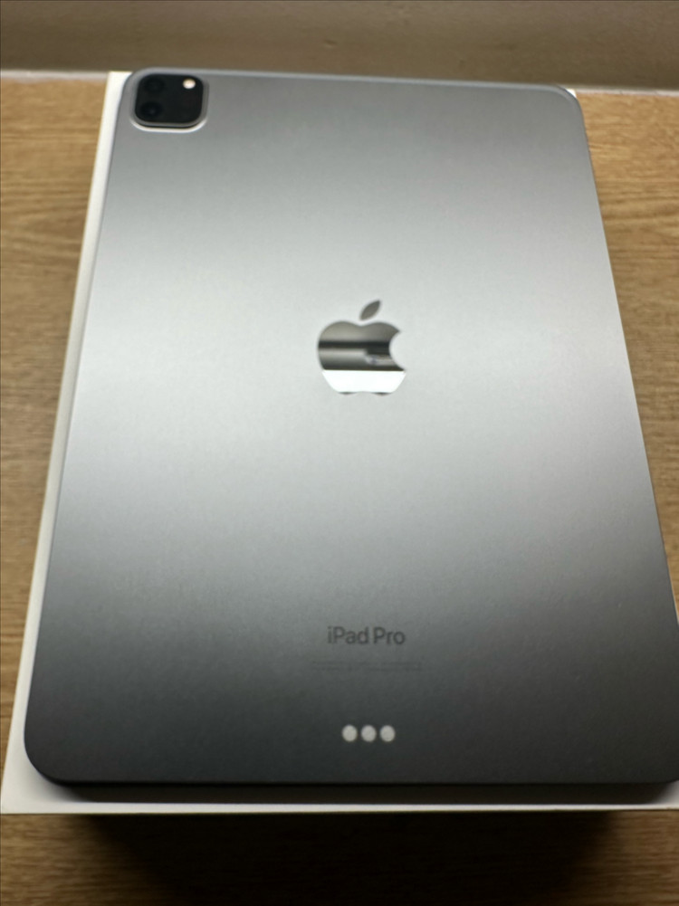 아이패드 프로 11인치 4세대 M2 256Gb (키보드+펜슬) 이미지
