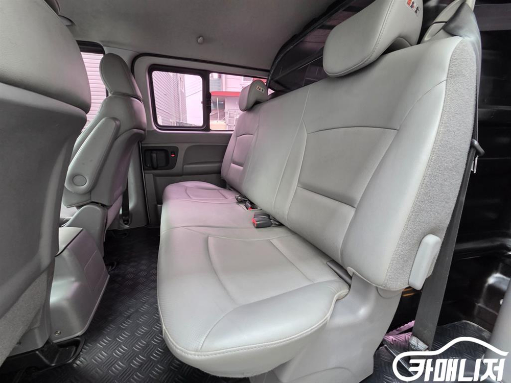 [현대]그랜드 스타렉스 밴 5인승 모던 (5인승) #4월특가 이미지