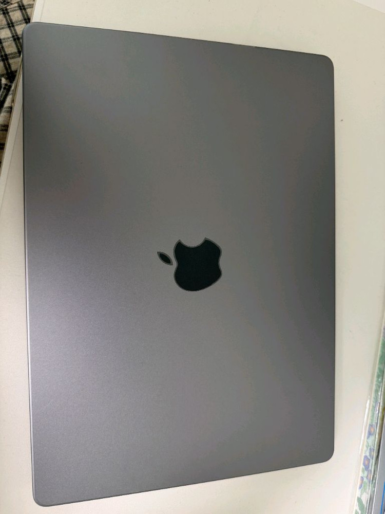 맥북 프로 14인치 M3 24년 4월제조 이미지