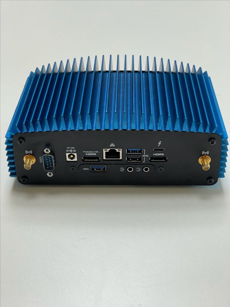 인텔 누크 미니 pc 무소음 NUC8 v5 PNF 이미지