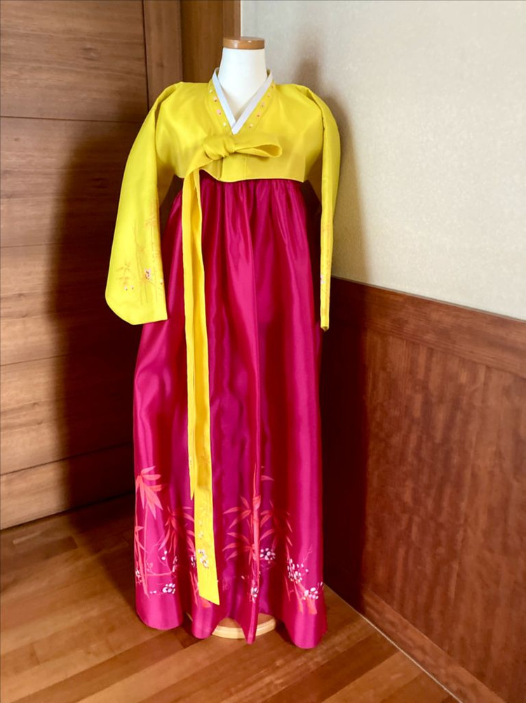 여성 고급 전통 한복(택포) 이미지