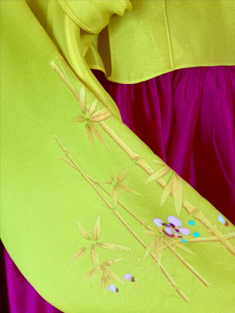 여성 고급 전통 한복(택포) 이미지