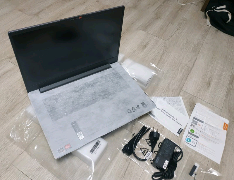 레노버 아이디어패드 슬림 17ABA7 17인치 노트북 팝니다. 이미지