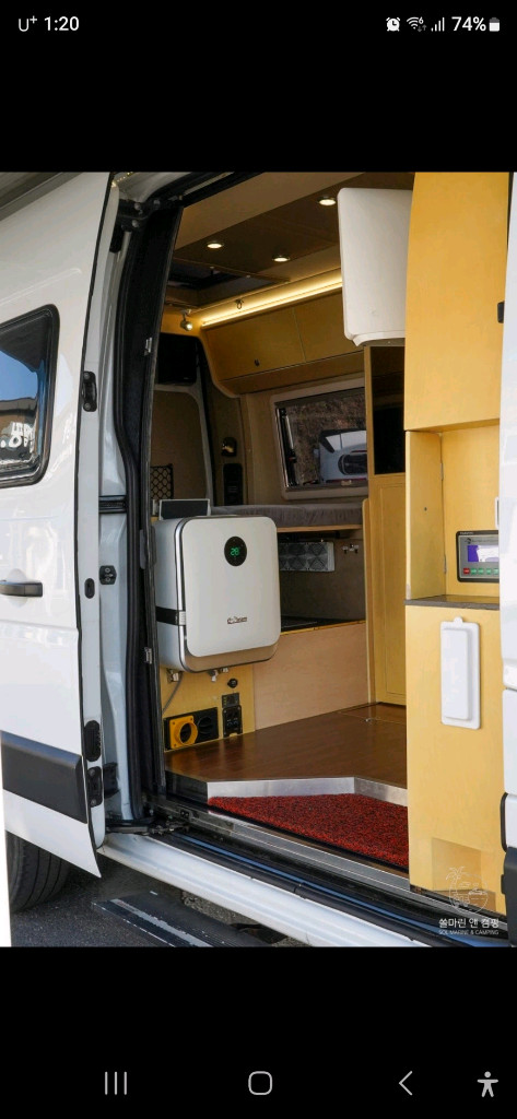 르노마스터 나인팝업 캠핑카 이미지