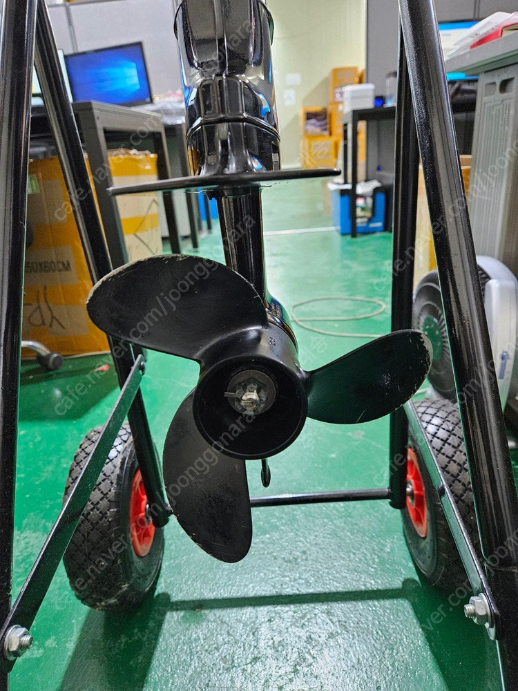 무면허 고무보트 세트 팝니다.(쿠마 280(알류미늄)보트,머큐리 4.9마력) 이미지