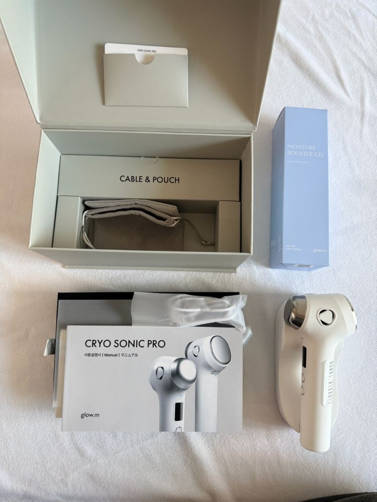 글로우엠 크라이오 소닉 프로 화이트 색상입니다- 풀박스 구성 이미지