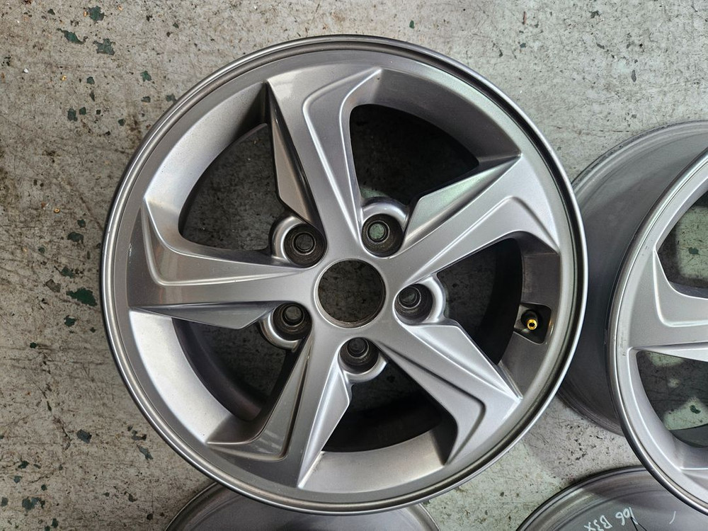 중고 아반떼 CN7 15인치 휠 판매 195 65 15인치 휠 이미지