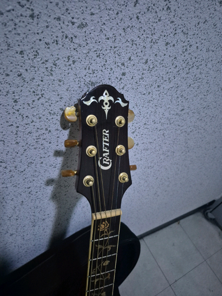 일렉트릭 어쿠스틱 기타 이미지