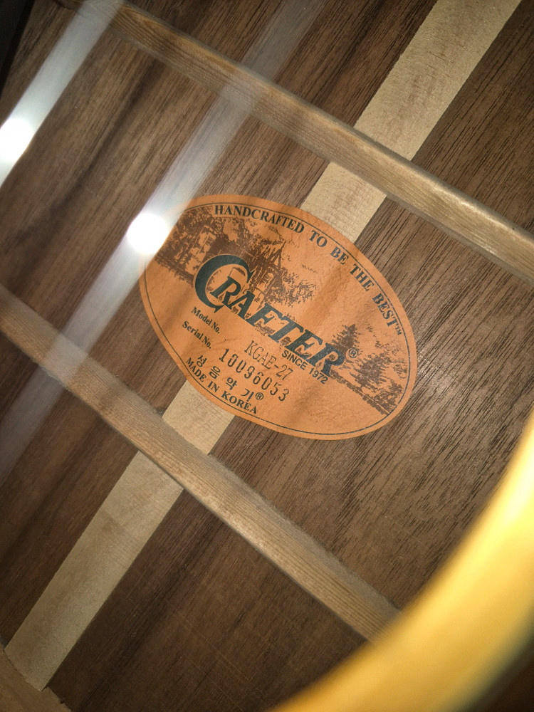 일렉트릭 어쿠스틱 기타 이미지