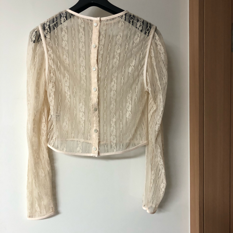 나흐나흐 리본타이 제작 레이스 블라우스 시스루 이미지