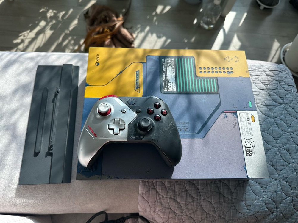 xbox one x 사이버펑크 에디션 이미지