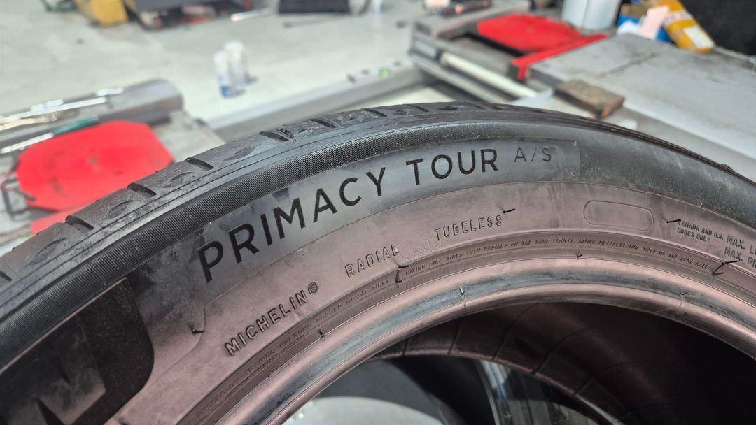 중고 타이어 245 50 20 미쉐린 프라이머시투어AS 2455020 이미지