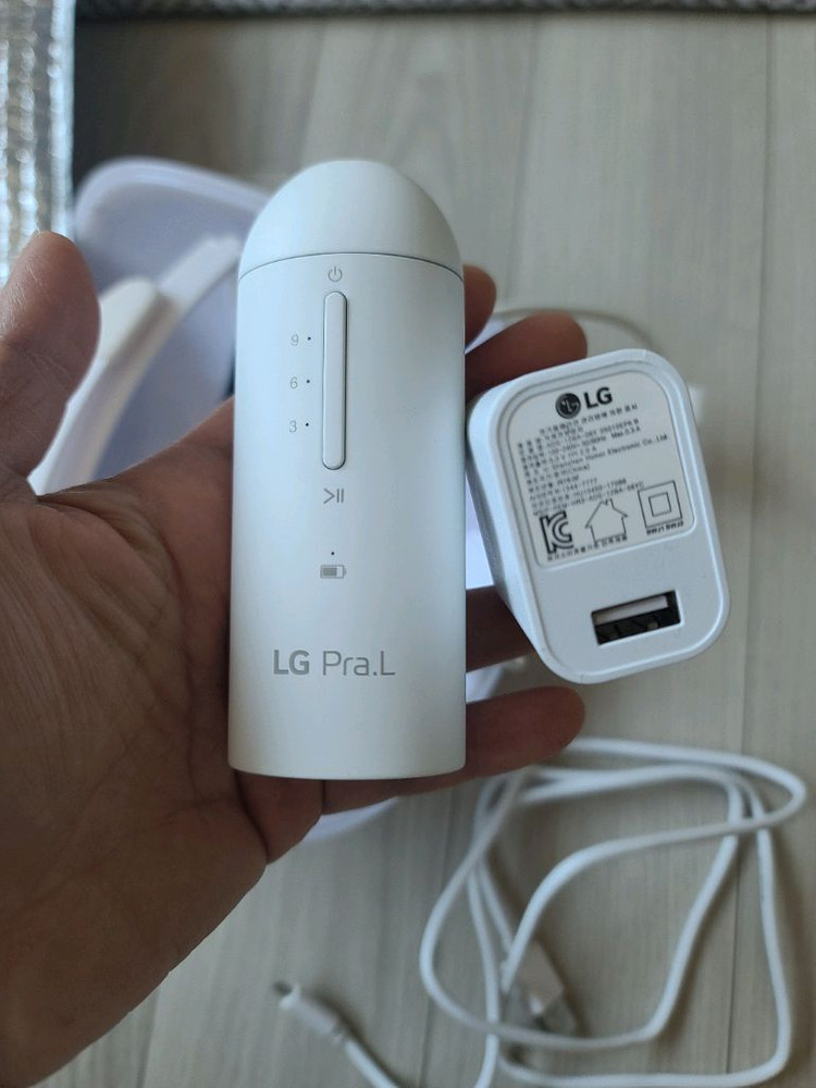 LG 프라엘 더마 LED 마스크 이미지