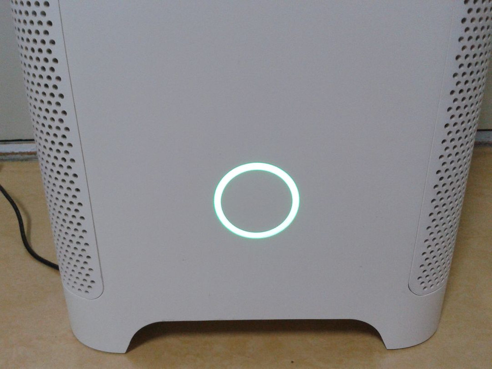 발뮤다 공기청정기 이미지