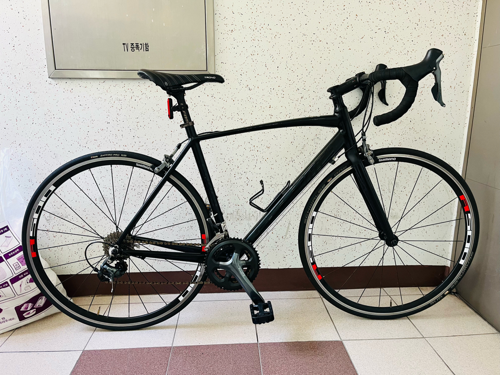 최신형 시마노구동계 로드자전거 처분합니다. (메리다, 엘파마, 첼로) 이미지