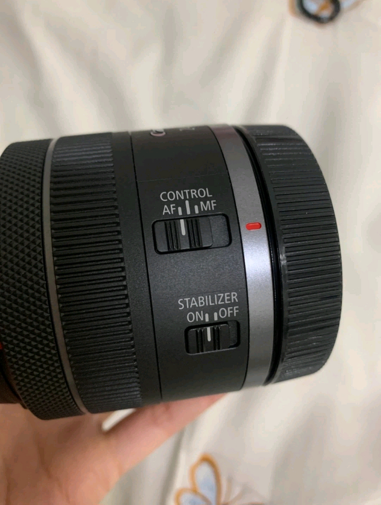 민트급 캐논 EOS RP 풀박 + 24-50mm 4.5-6.3 렌즈 이미지