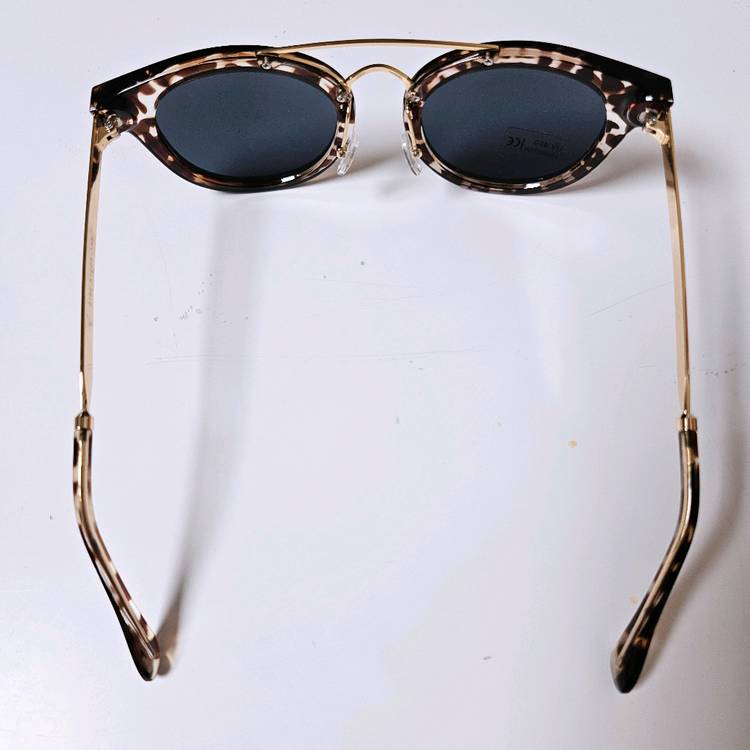 새상품]마감좋고 착용감좋은 레진 골드테 남자 여자 선글라스 골프 등산 운전용 차량용 여행 낚시 자전거 골프 썬글라스 이미지