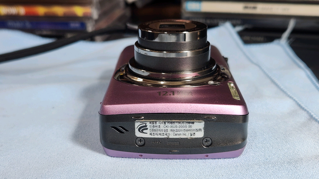 캐논 IXUS 200 is 익서스 200 is 빈티지 핑크색 디카 이미지
