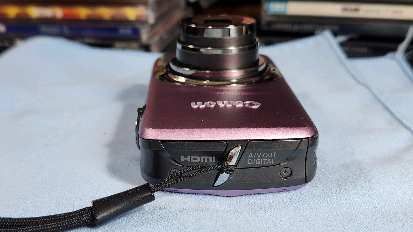 캐논 IXUS 200 is 익서스 200 is 빈티지 핑크색 디카 이미지