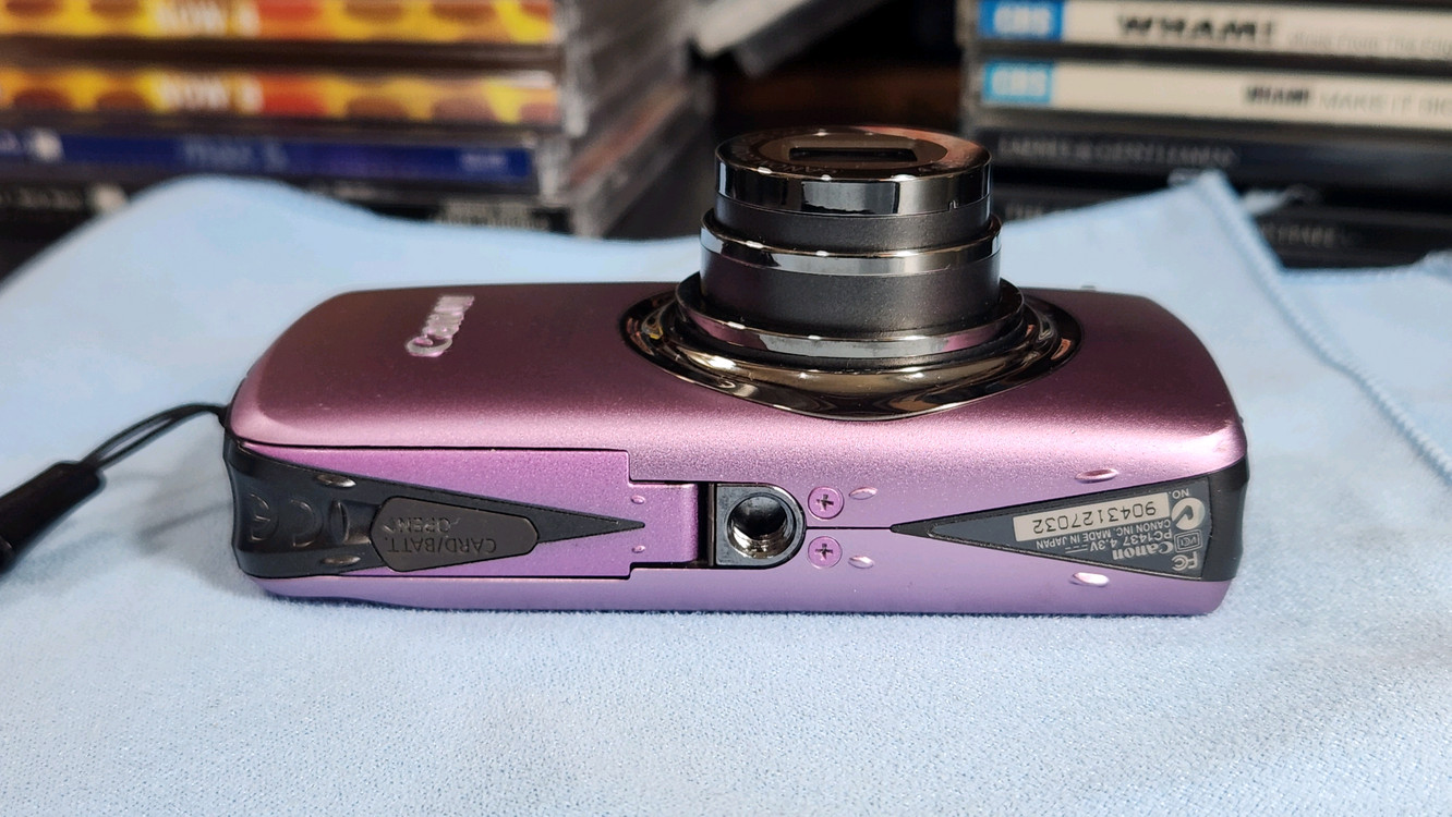 캐논 IXUS 200 is 익서스 200 is 빈티지 핑크색 디카 이미지