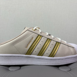 아디다스 슈퍼스타 뮬 240 이미지