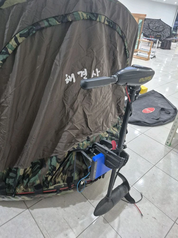 비바 수퍼탱크 310 풀세트 낚시보트 가이드모터장착 1회사용 상태 굿 넉넉한 공간과 안정감 이미지
