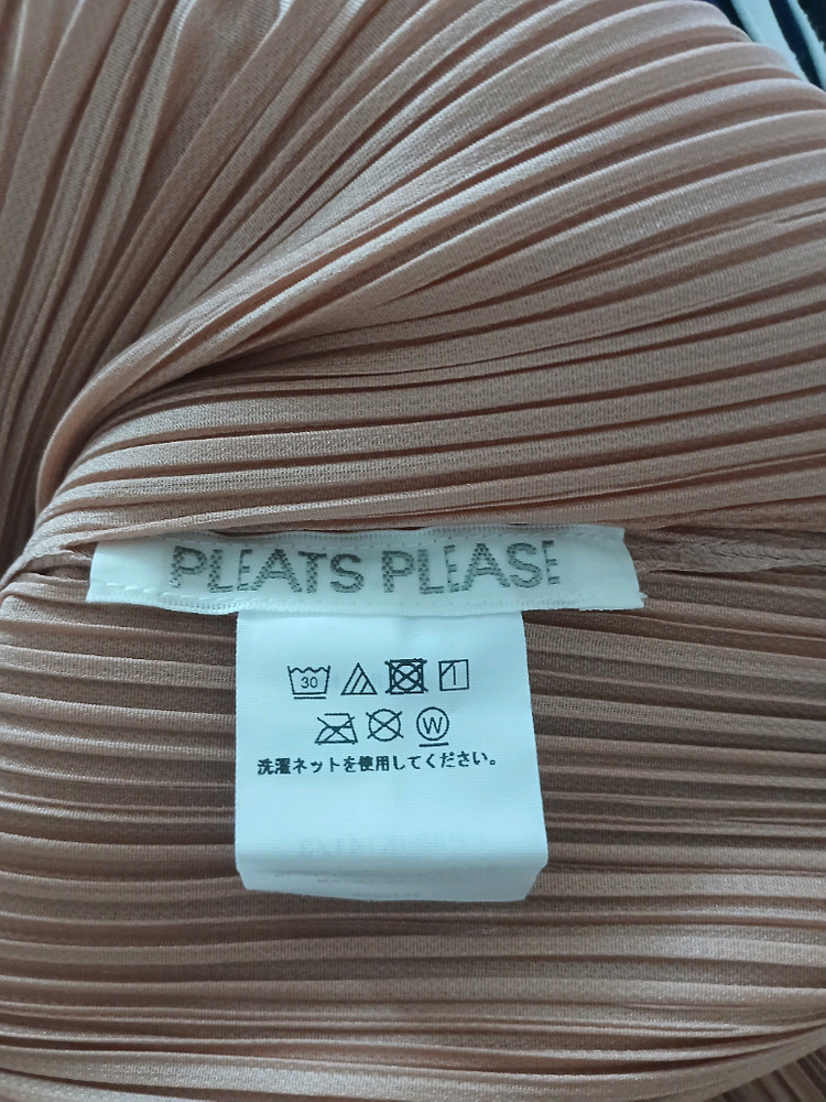 플리츠플리즈 10월 먼슬리 카라탑 이미지