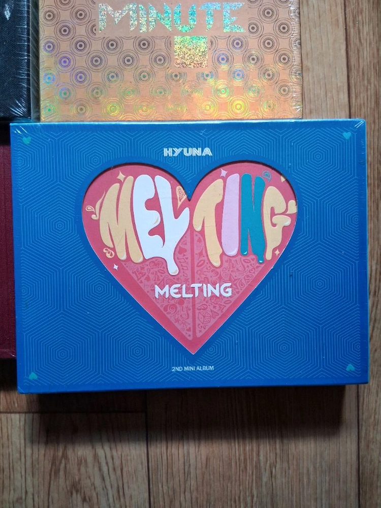 비닐채.미개봉.이효리.포미닛.동방신기.현아.CD엘범4장일괄.이중에 구하기 힘들 앨범도 있어요 이미지