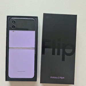 폴더블 스마트폰 512GB 자급제 이미지