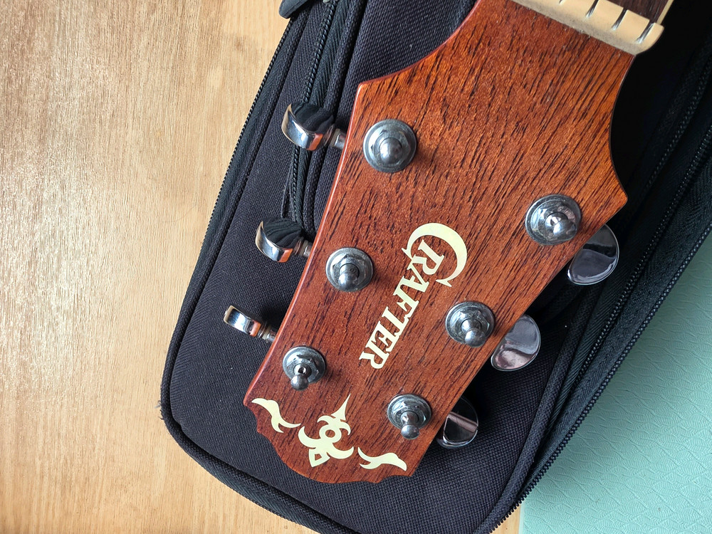 크래프터 STAGE55 PLUS 팝니다 통기타 이미지