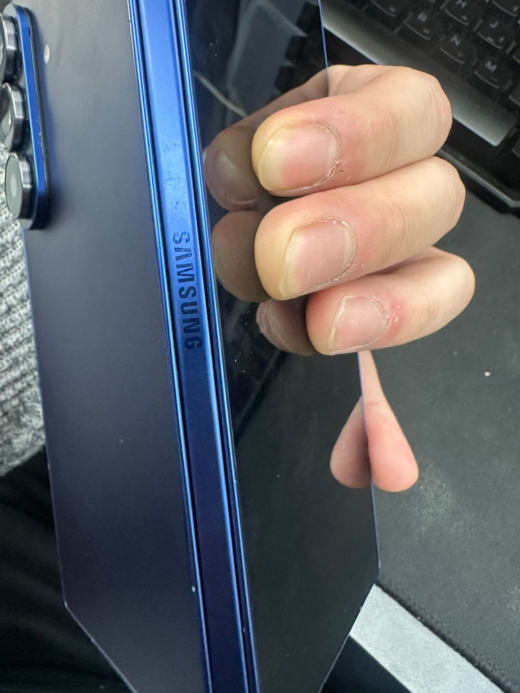 갤럭시Z폴드7 512GB 네이비색상 이미지