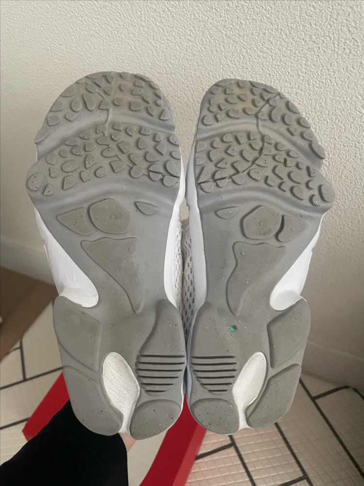 나이키키즈 에어리프트 210 이미지