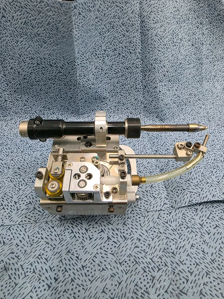 HAKKO 로봇 인두기 FU-601 /FU-500 이미지