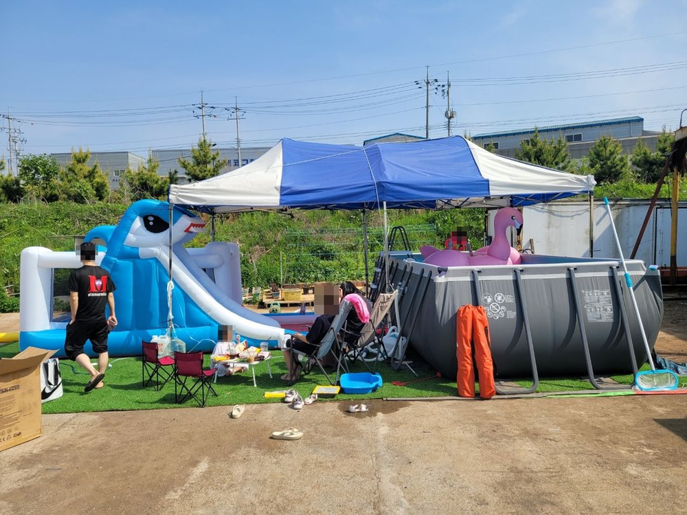 인텍스 XTR 26356KR 5.94M 풀셋 + 인조 잔디바닥 + 에어바운스 팜 이미지